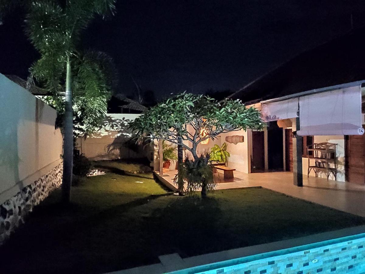 Adany Villa ウルワツ エクステリア 写真